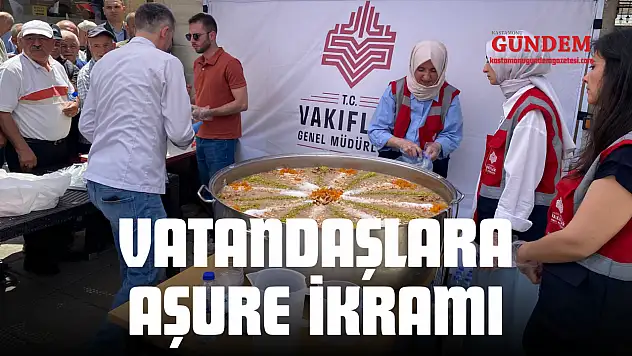Nasrullah Meydanı'nda Vatandaşlara Aşure İkramı