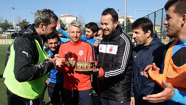 Nice yıllara Dev Adam