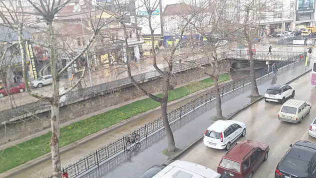 Nisan Yağmurları Kastamonu'yu Es Geçmedi