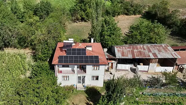 O Köyde Artık Elektriğe Ücret Ödemeyecekler