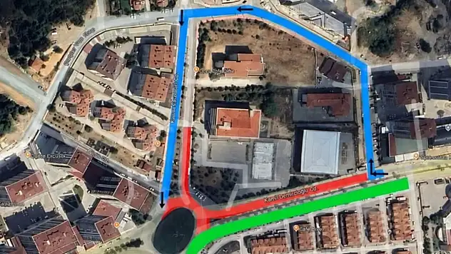 O Yol Yeniden Trafiğe Açıldı
