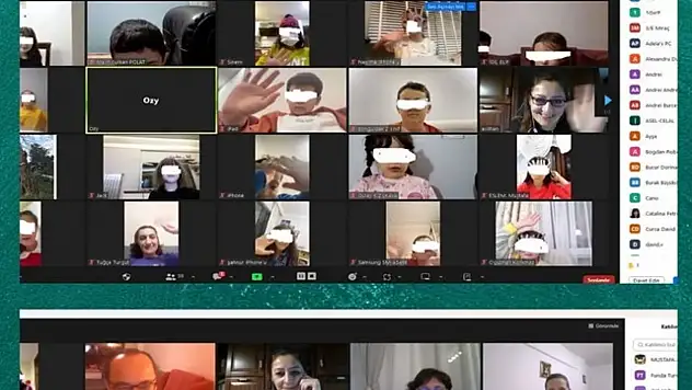 Öğrenciler, 'Korkulara Karşı Profesörüz' Projesiyle Bir Araya Geldi