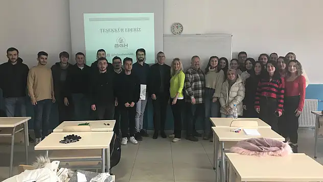 Öğrenciler Özel Sektör İle Bir Araya Geldi