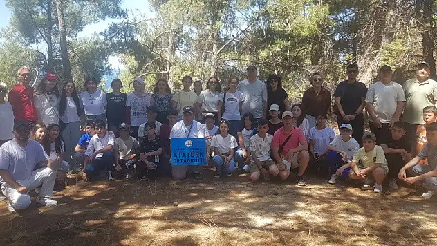 Öğrencilerden Çanakkale'de Anlamlı Ziyaret