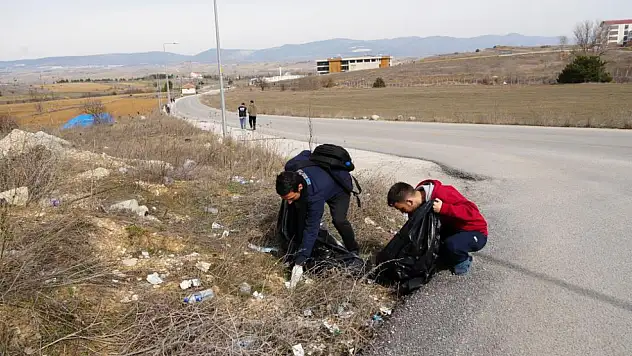 Çöpleri Topladılar