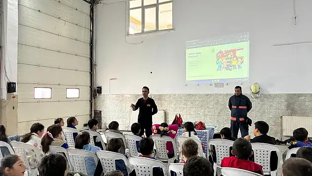 Öğrencilere Yangın Güvenliği Eğitimi Verildi