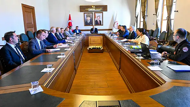 Öğrencilerin Güvenliği Görüşüldü