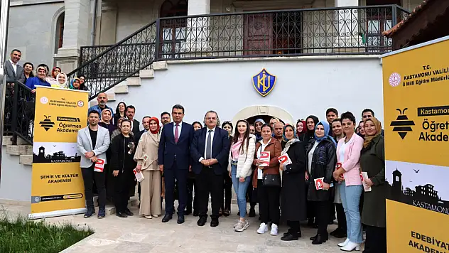 Öğretmen Akademileri Devam Ediyor
