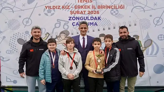 Okul Sporları Tenis Müsabakaları Çaycuma'da Tamamlandı