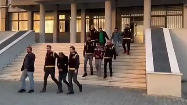 Öldürdüğü Arkadaşının 3 yıl Boyunca Emekli Maaşını Çekti