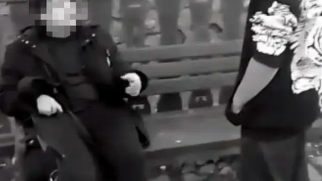 Önce Özür Dilettiler, Sonra Darp Ettiler
