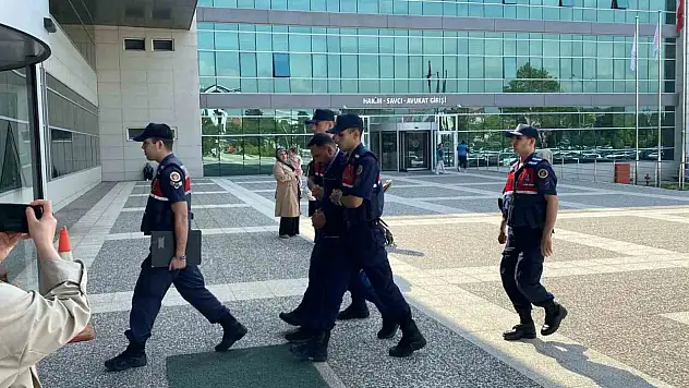 Kenevirleri Sulamaya Giderken Yakalandı