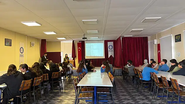 Ortaokul Öğrencilerine O Eğitim Verildi