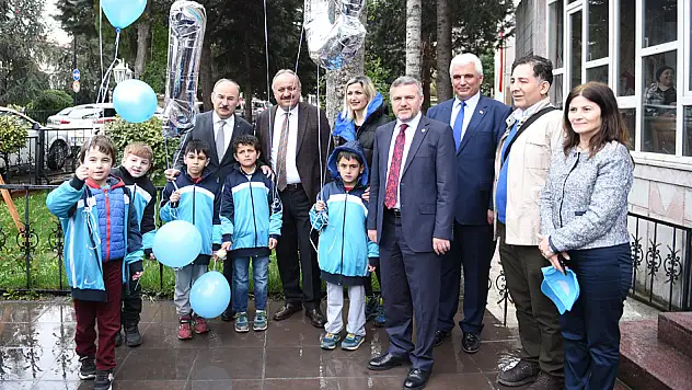 Otizm Farkındalık Günü kutlandı
