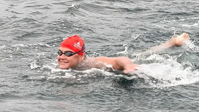 Otizmli Ultra Maraton Yüzücüsü Tuna Tunca, Kuzey Kanalı'nı Geçti