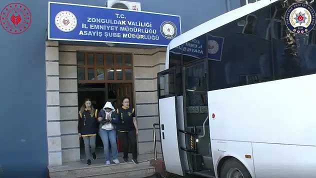 Oto Hırsızlık Şebekesine Darbe