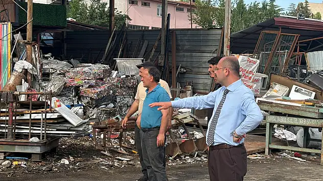 Oto Sanayi Bölgesini İncelediler