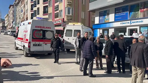 Otomobil İle Motosiklet Çarpıştı: 2 Yaralı