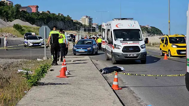 Otomobil Motosikletle Çarpıştı: 2 Ölü