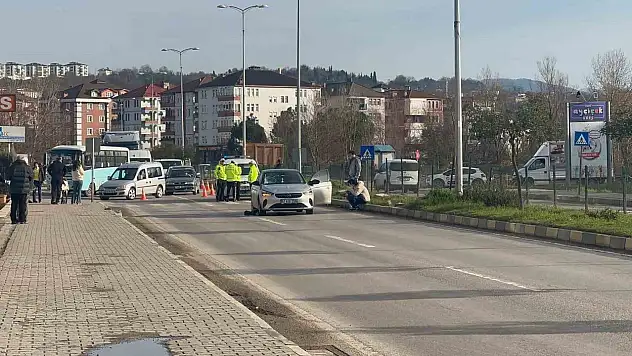 Otomobilin Çarptığı Kadın Ağır Yaralandı