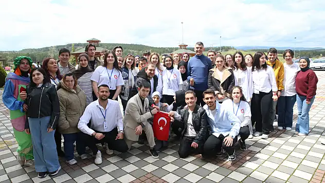 Özel Bireyler Geri Dönüşüme Dikkat Çekti