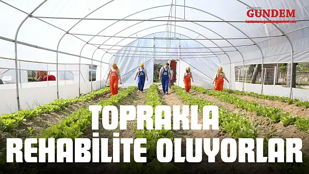 Özel Bireyler Toprakla Rehabilite Oluyor