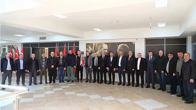 Özel Halk Otobüsçülerinden Belediye'ye Ziyaret