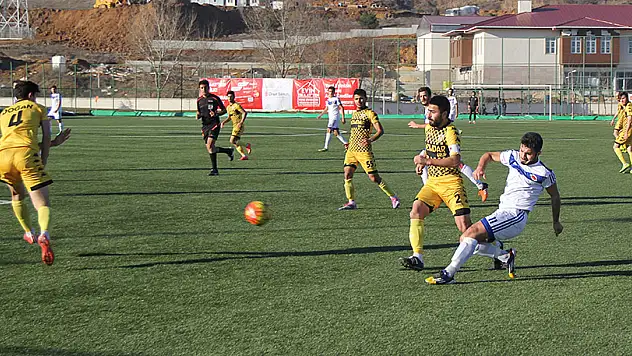 Özel İdare 1 puana razı oldu