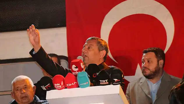Özgür Özel: 'Tanju'yla Gurur Duyuyoruz'