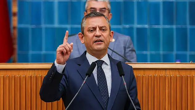 Özgür Özel: '23 Bin 900 Öğretmenin Atanması Asla Kabul Edilemez'