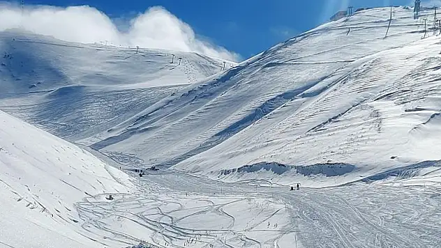 Palandöken'de Çığ Düştü