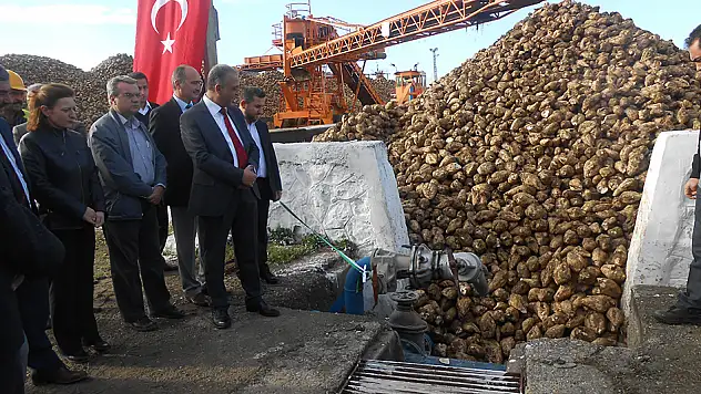 Pancarlar şeker yolcuğuna çıktılar