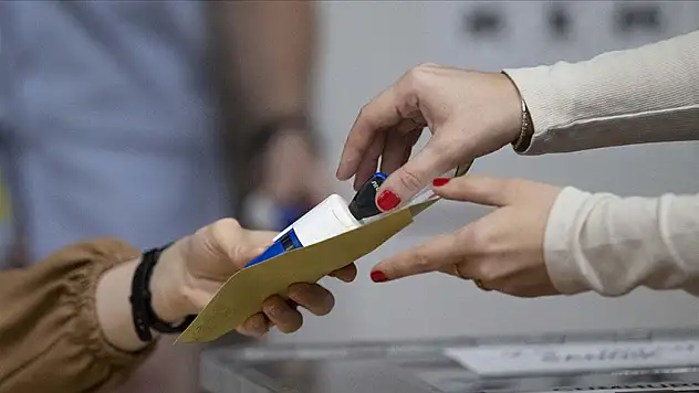 Partilerin Oy Pusulasındaki Yerleri Belirlenecek