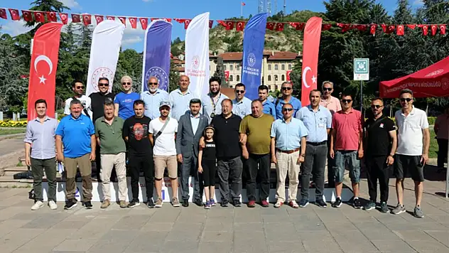 Pedallar 15 Temmuz için çevrildi