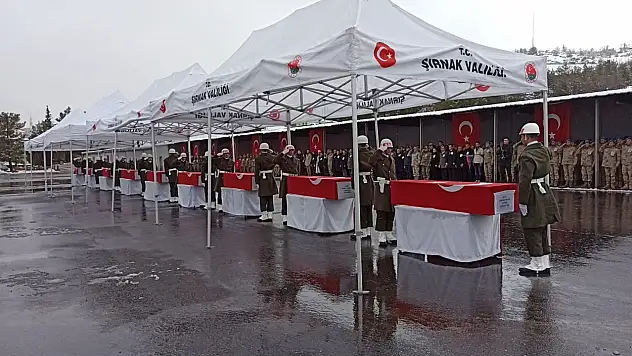 Pençe-Kilit Şehitleri Memleketlerine Uğurlandı