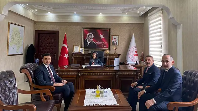 Pınarbaşı'nda 23 Nisan'da Makam Koltuğu Çocuklara Devredildi