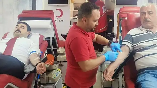Pınarbaşı'nda Kan Bağışı Kampanyasına Kaymakam Tulga'dan Destek