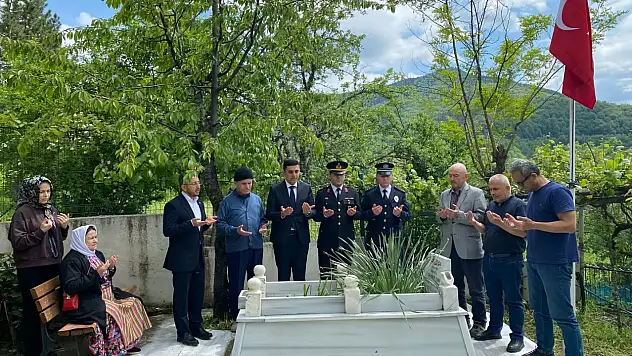 Pınarbaşı'nda Şehit Aileleri Ve Gazilere Bayram Ziyareti
