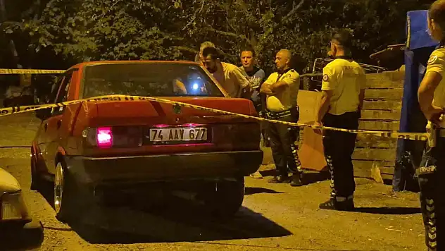 Polisten kaçan ehliyetsiz sürücü akrabasına çarptı: 2 yaralı