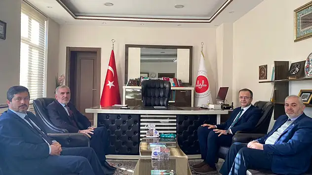 Prof. Dr. İhsan Çapcıoğlu'ndan İl Müftüsü Bekir Derin'e Ziyaret