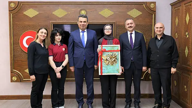 Projelerini Hasan Gümüş'e Tanıttılar