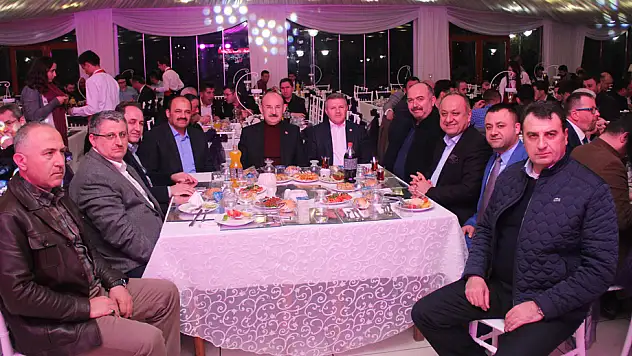 Rakibe korku, dosta güven verdi