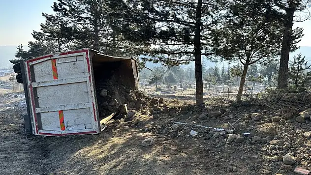 Rampadan İnerken Devrildi: 1 Yaralı
