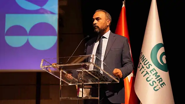 Rektör Akkaya Türk Dilinin Zenginliğini Anlattı