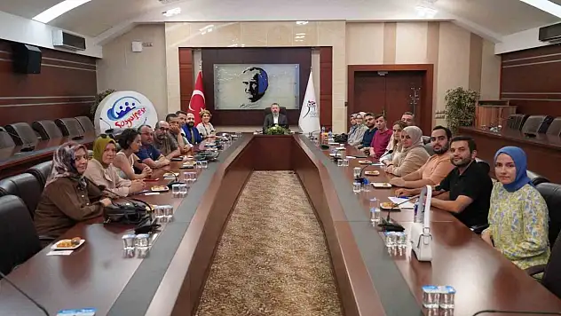 Rektör Kırışık: 'Öğrencilerimize Yalnızca Bir Diploma Değil, Güçlü Bir Gelecek Vizyonu Sunuyoruz'