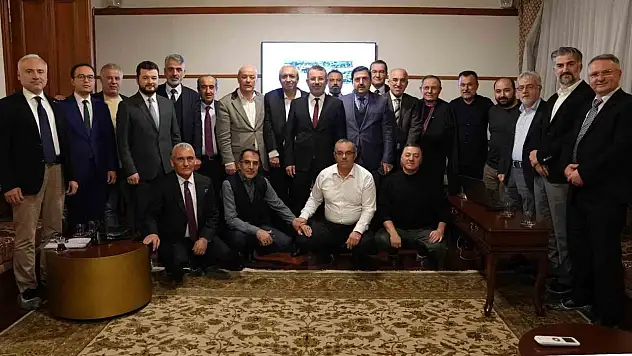 Rektör Kırışık, ANKA Düşünce Platformu Üyeleriyle Bir Araya Geldi