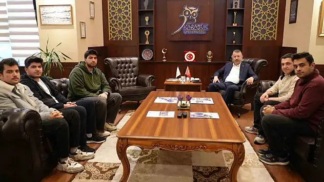 Rektör Kırışık Evrenos Takımı İle Bir Araya Geldi
