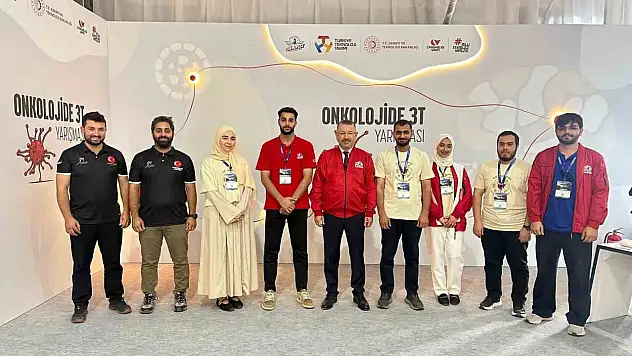 Rektör Kırışık, TEKNOFEST'te KBÜ teknoloji takımlarıyla buluştu