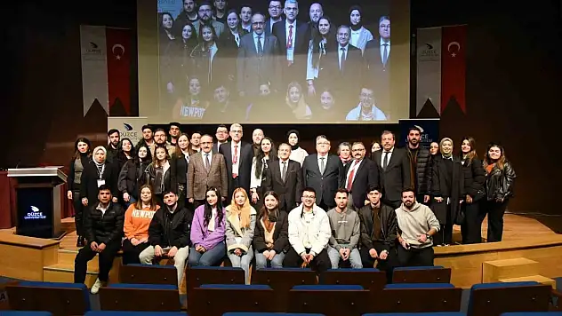Rektör Özölçer, CLICS Konferansına Katıldı