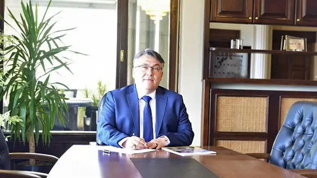 Rektör Özölçer'den Ramazan Bayramı Mesajı